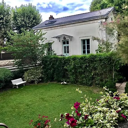 Octroi Saint-jacques Bed & Breakfast