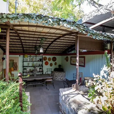 Octroi Saint-jacques Bed & Breakfast *